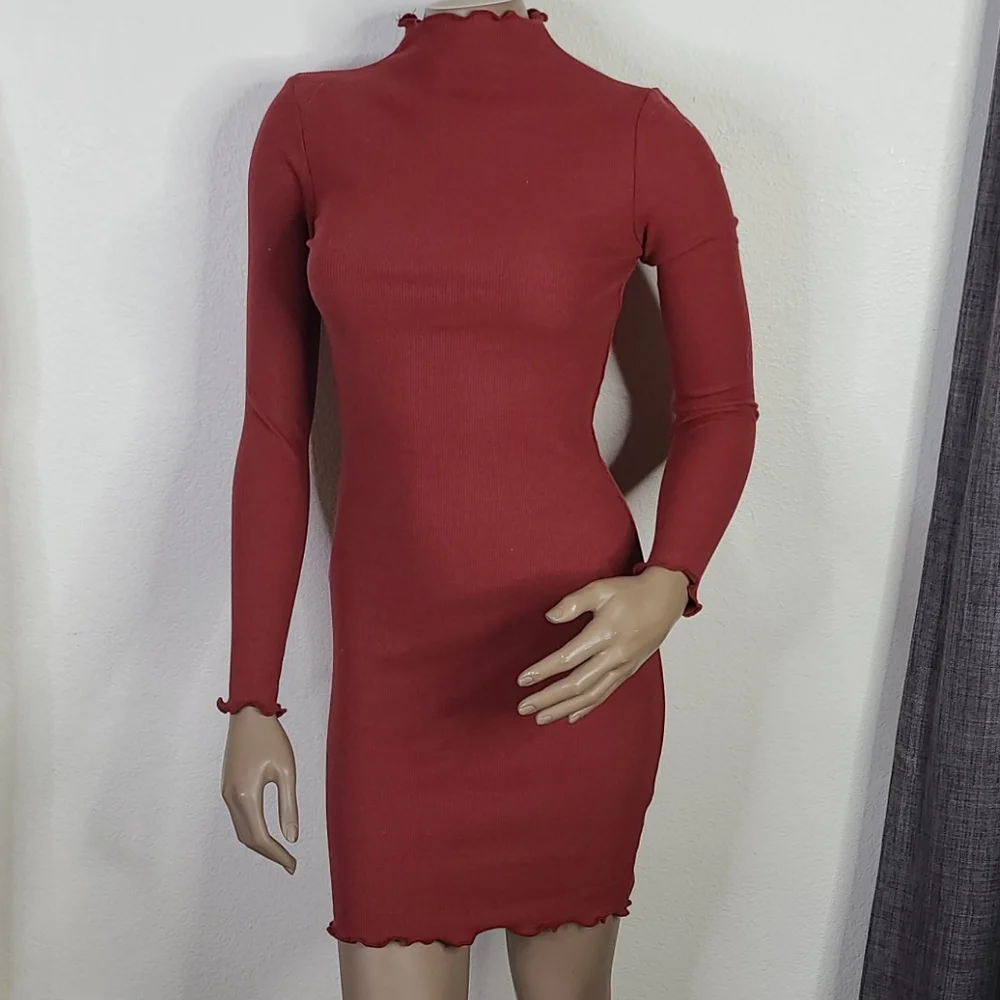 T-shirt Dress Size Small Bodycon Long Sleeve Rust Red Ribbed Cotton Blend EUC - Picture 1 of 6